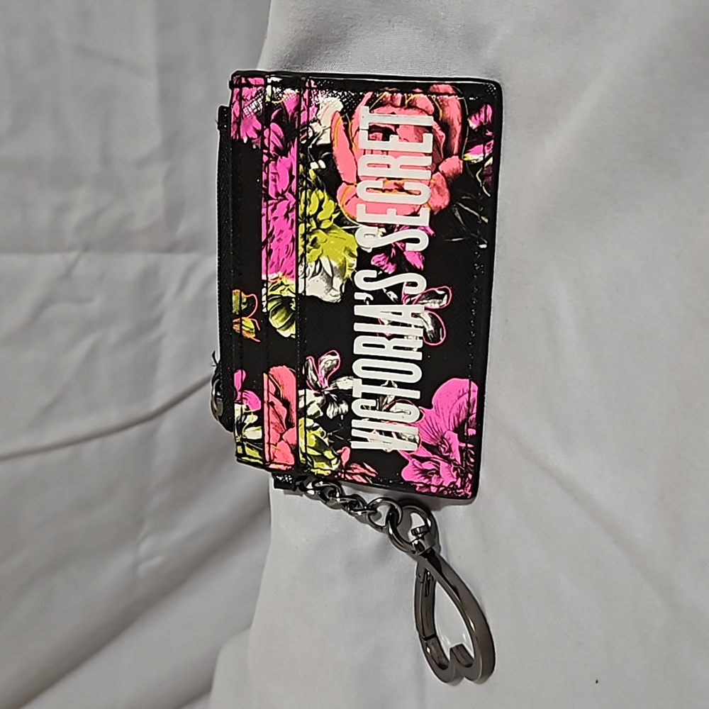 Victoria's Secret Card Case Keychain (Floral)